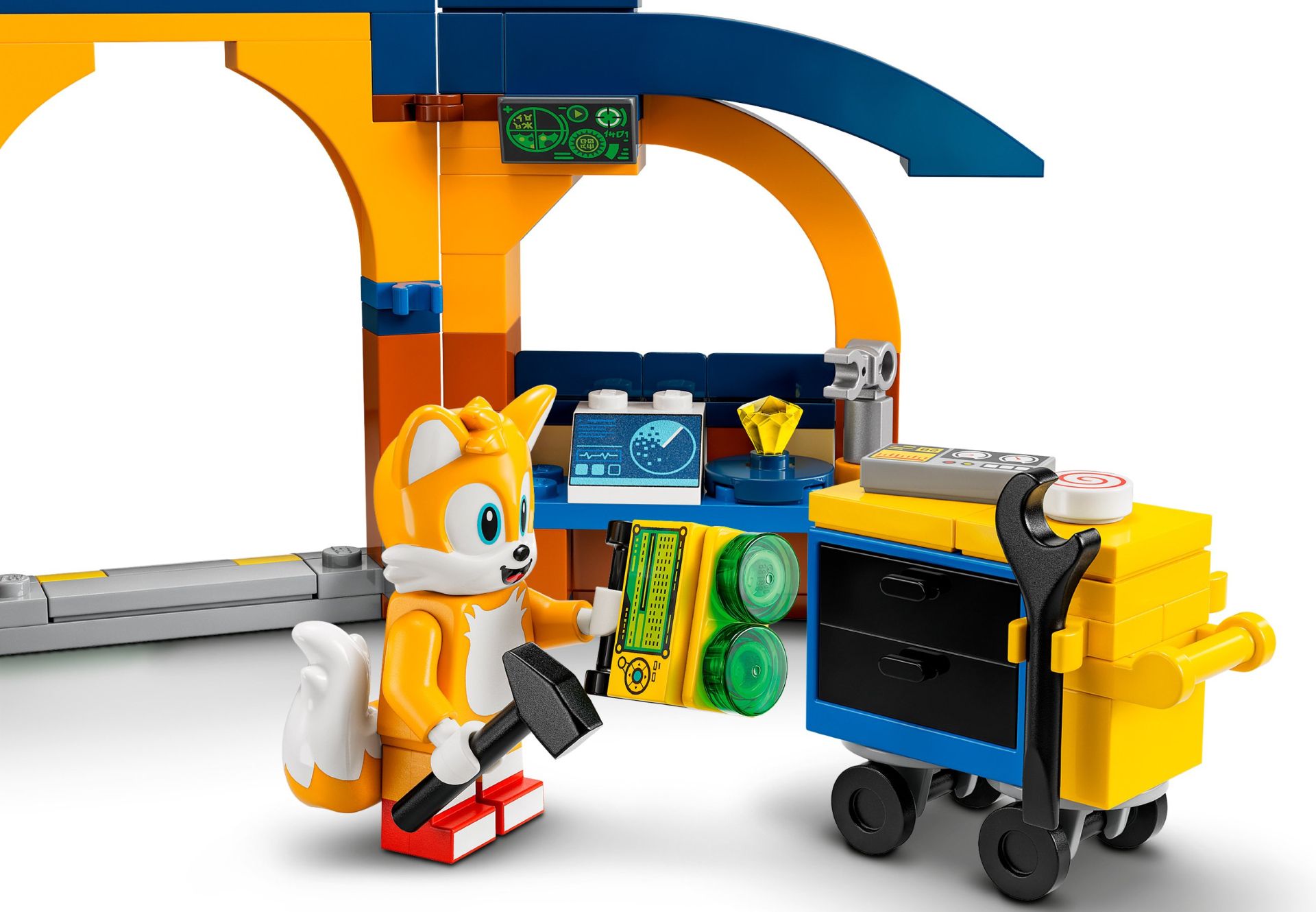 LEGO Конструктор Sonic the Hedgehog Мастерская Тейлз и самолет