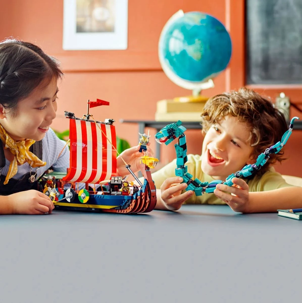 Конструктор LEGO Creator Корабль викингов и Мидгардский змей 45775