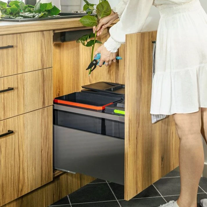 axsxkページ Сегрегатор AxiSpace 600мм 2х15л + 2х7л 51707 ✓ Owwa