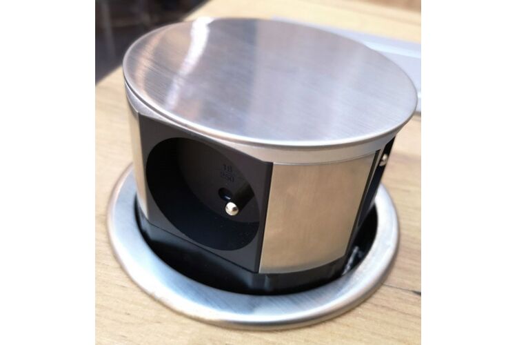 Подовжувач COMFORT 100mm, 3x SCHUKO, 2xUSB 2,4A, кабель 1,5m, алюміній (8) AE-BPW3S100U-53, изображение 5