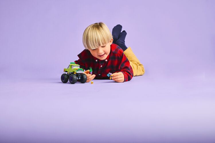 Конструктор LEGO Super Heroes Вантажівка Халка проти Таноса, изображение 3