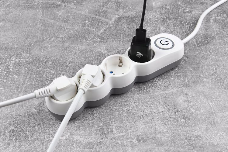 2E Мережевий подовжувач Plus 4XSchuko з вимикачем 3G1.0*3M, white, изображение 18