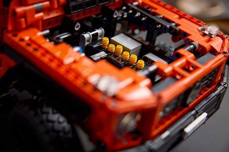 LEGO Конструктор Technic Mercedes-Benz G 500 PROFESSIONAL Line, изображение 8