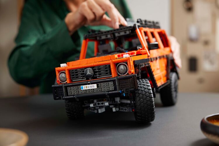 LEGO Конструктор Technic Mercedes-Benz G 500 PROFESSIONAL Line, изображение 6