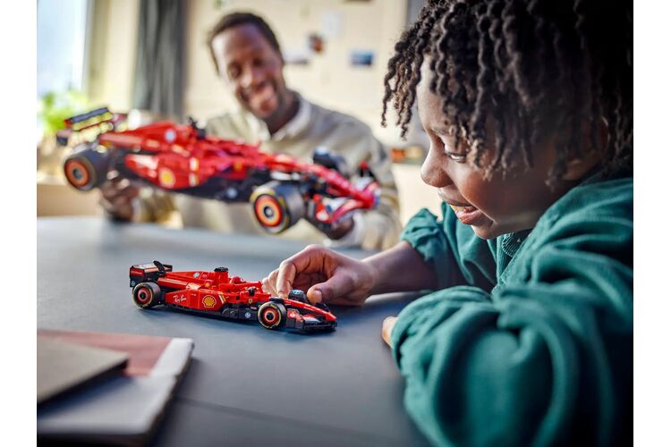 Конструктор LEGO Technic Автомобіль F1 Ferrari SF-24, изображение 9