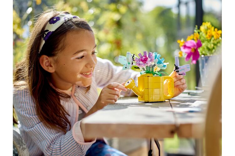 Конструктор LEGO Creator Цветы в лейке, изображение 4